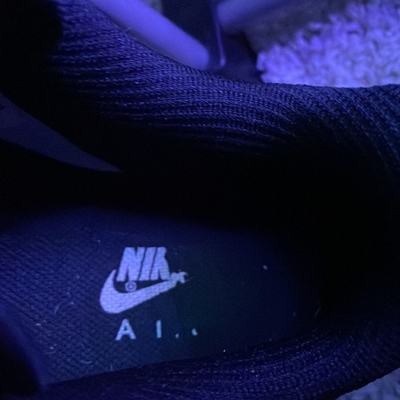 Black and Red Nike Air Forces - Picture 5 of 5